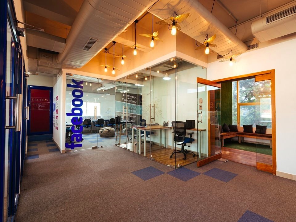 Big-Hall-room-Entry-View Digital Nest, Digital Nest School of Business